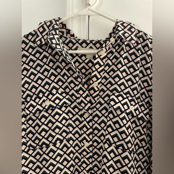 Women's Button Light Weight LOFT blouse - Picture 3 of 6